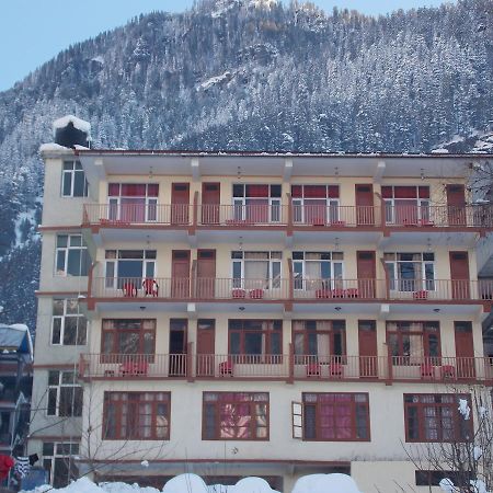 Dormico'S Hotel Snowbird Manāli Exteriér fotografie