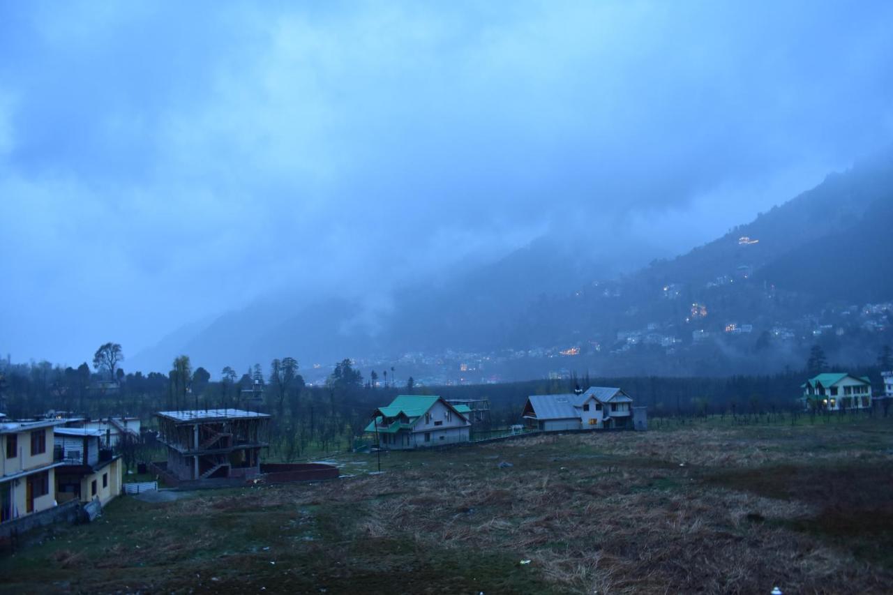 Dormico'S Hotel Snowbird Manāli Exteriér fotografie