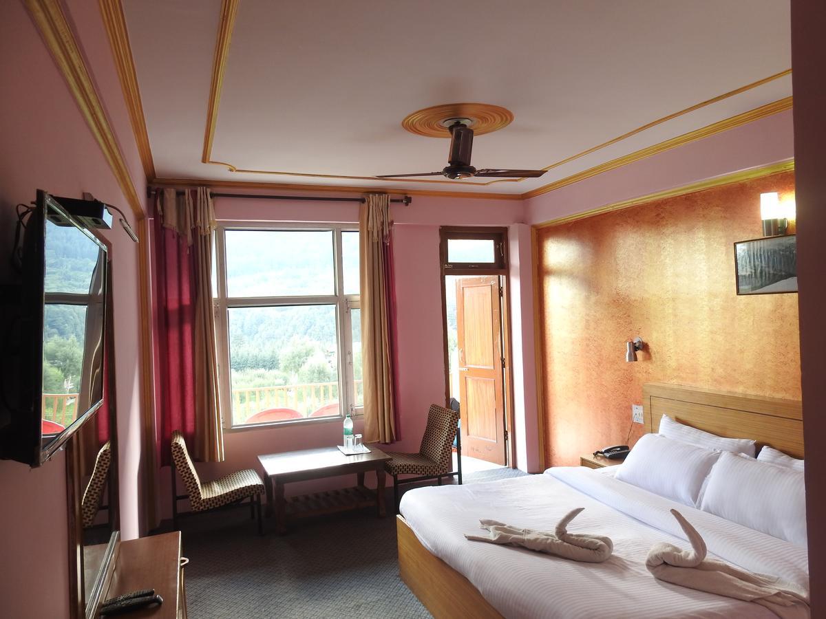 Dormico'S Hotel Snowbird Manāli Exteriér fotografie